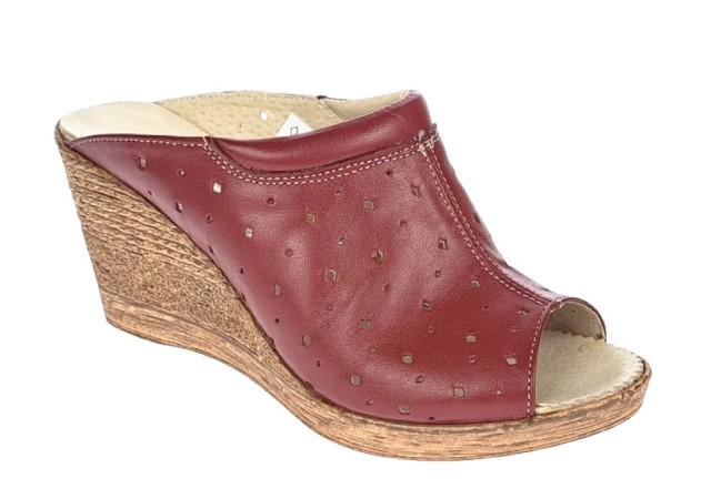 Oferta marimea 38, 41 - Saboti dama de vara, din piele naturala cu perforatii, culoare visiniu - LPAPUCTEAVIS